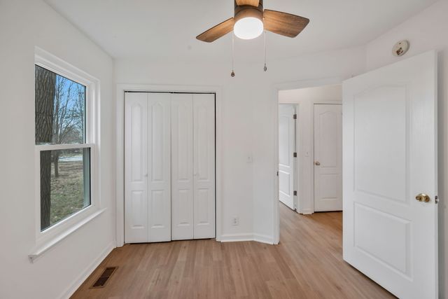 1002 Seven Oaks Blvd, Smyrna, TN 37167