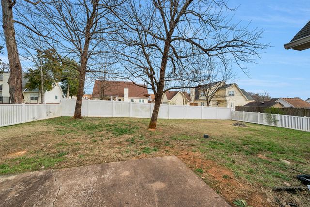 1002 Seven Oaks Blvd, Smyrna, TN 37167