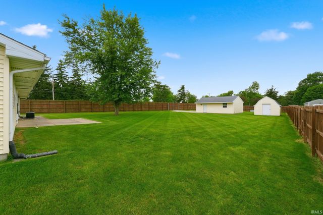 14509 Ridgecrest Drive, Leo, IN 46765