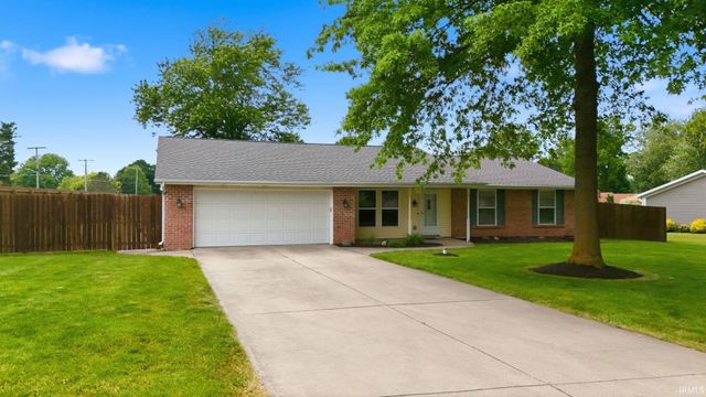 14509 Ridgecrest Drive, Leo, IN 46765