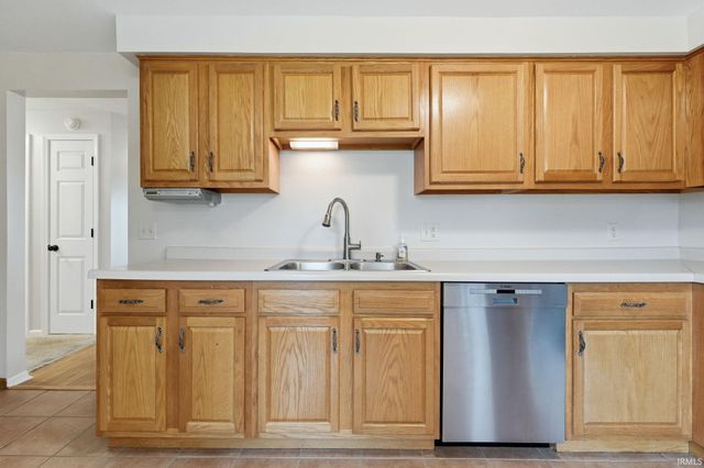 14509 Ridgecrest Drive, Leo, IN 46765