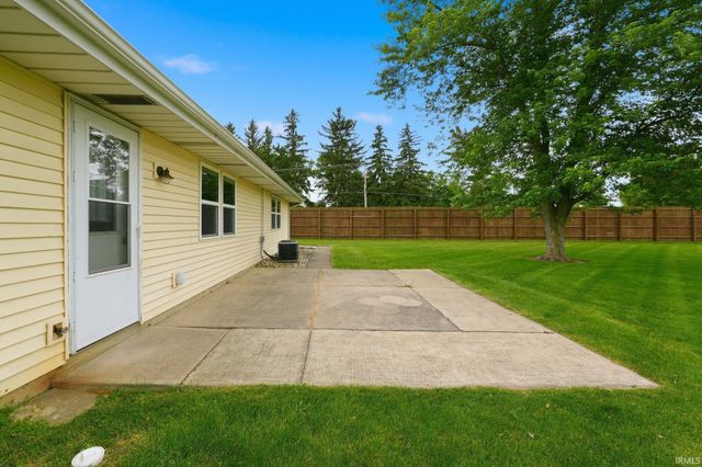 14509 Ridgecrest Drive, Leo, IN 46765