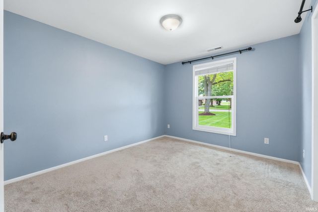 14509 Ridgecrest Drive, Leo, IN 46765