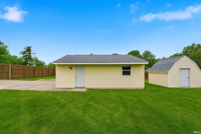 14509 Ridgecrest Drive, Leo, IN 46765
