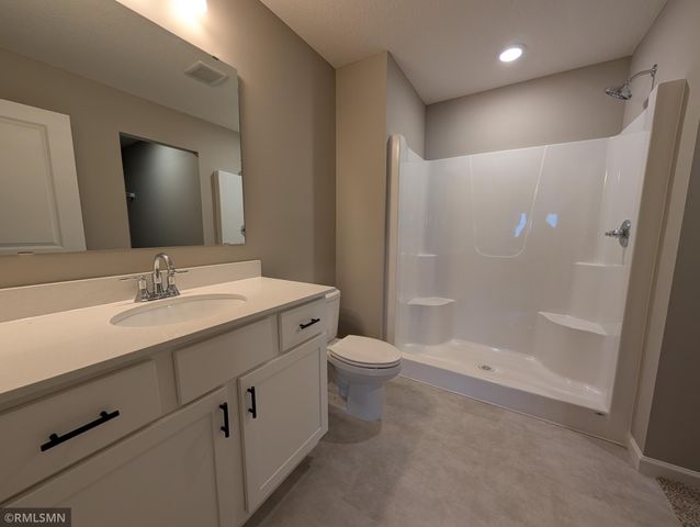 10482 Goodview Avenue S, Cottage Grove, MN 55016