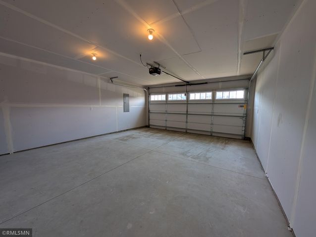 10482 Goodview Avenue S, Cottage Grove, MN 55016