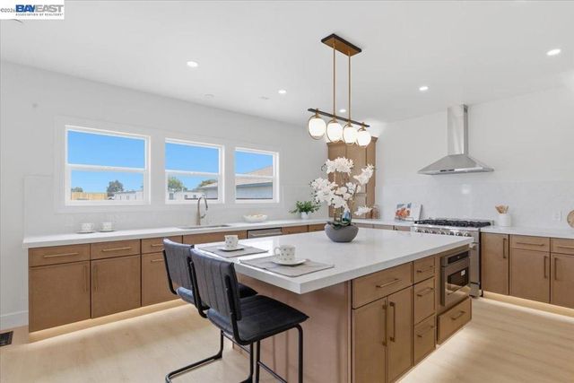 740 Folsom Ave, Hayward, CA 94544