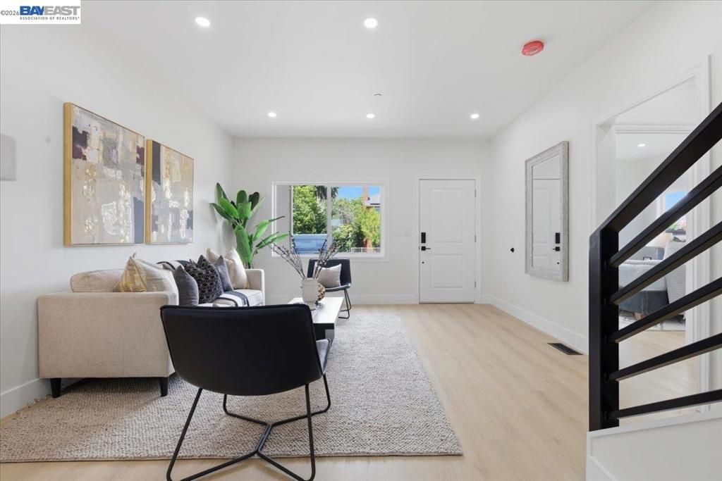 Image 11 of property listing at 740 Folsom Ave, Hayward, CA 94544