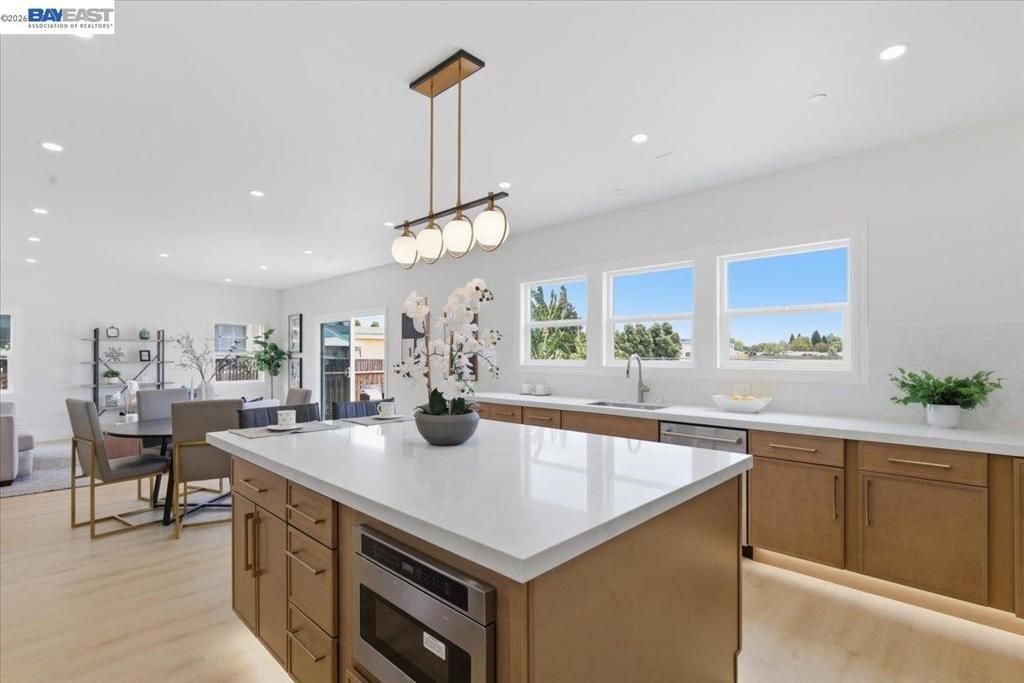 Image 16 of property listing at 740 Folsom Ave, Hayward, CA 94544
