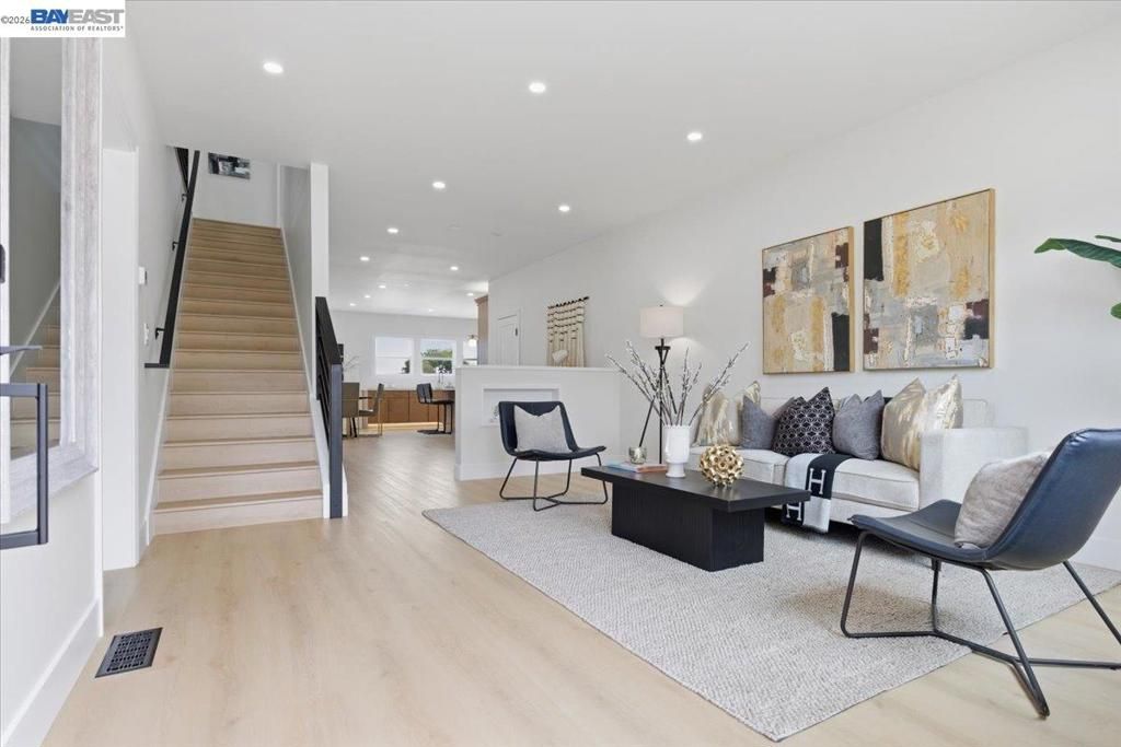 Image 8 of property listing at 740 Folsom Ave, Hayward, CA 94544