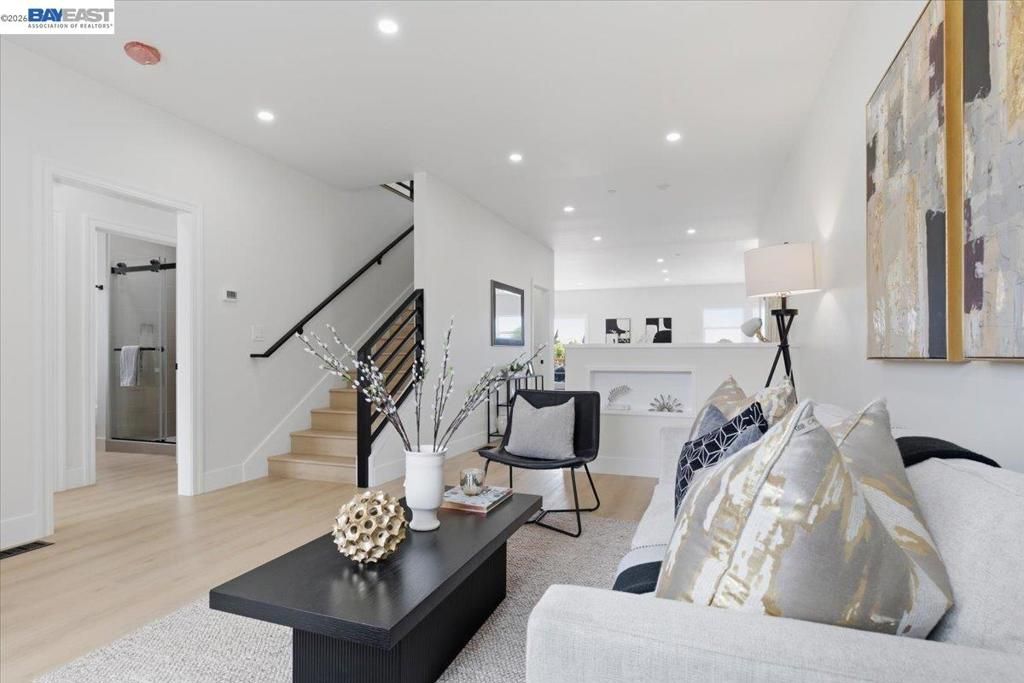 Image 9 of property listing at 740 Folsom Ave, Hayward, CA 94544