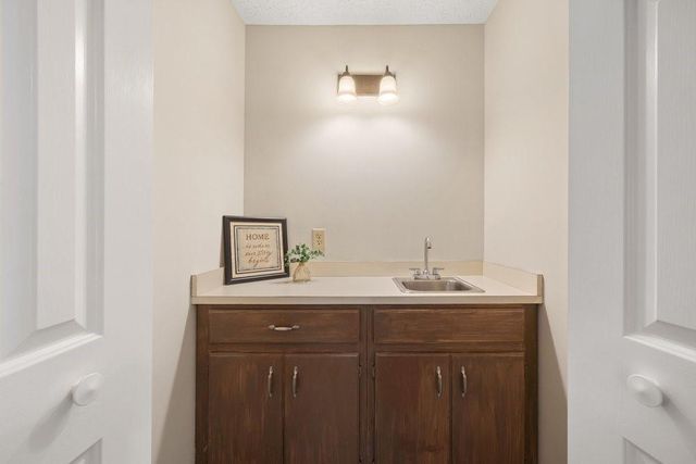 4455 Dunmovin Drive NW, Kennesaw, GA 30144