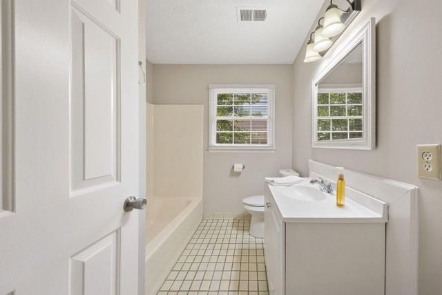 4455 Dunmovin Drive NW, Kennesaw, GA 30144