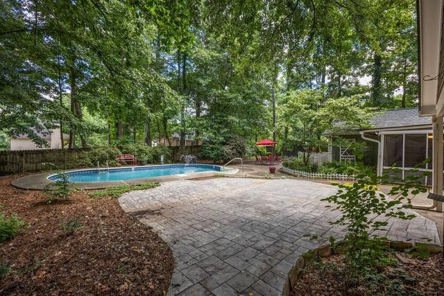 4455 Dunmovin Drive NW, Kennesaw, GA 30144