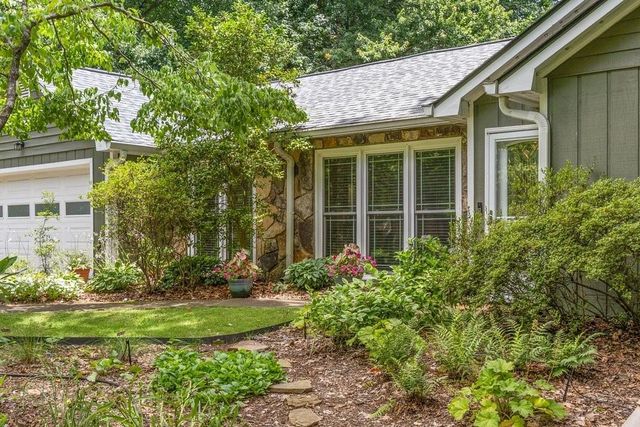 4455 Dunmovin Drive NW, Kennesaw, GA 30144