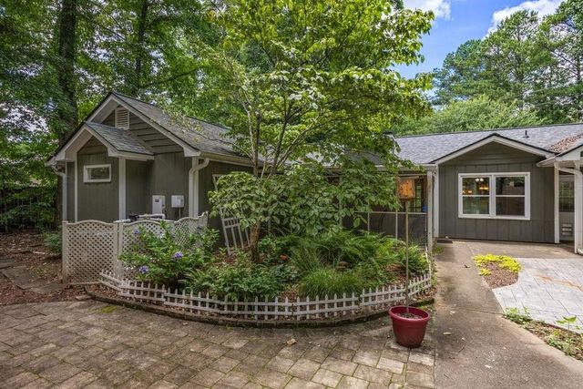 4455 Dunmovin Drive NW, Kennesaw, GA 30144