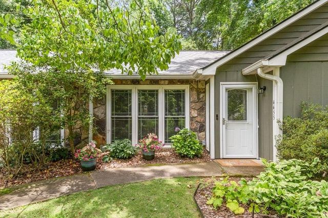 4455 Dunmovin Drive NW, Kennesaw, GA 30144
