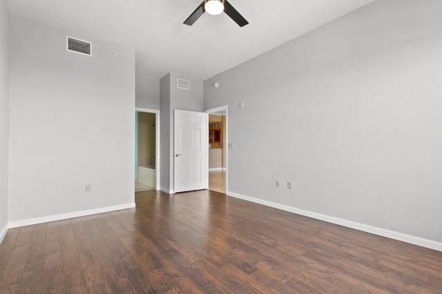 511 Lucerne Avenue 607, Lake Worth Beach, FL 33460