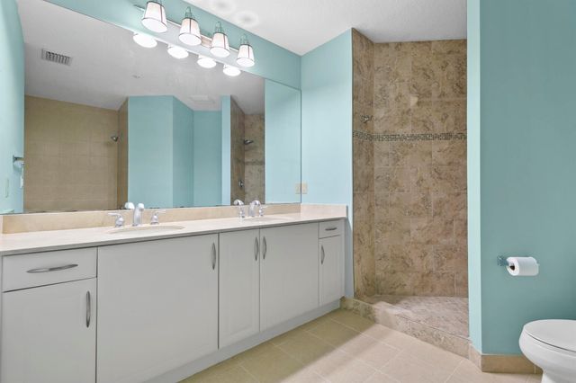 511 Lucerne Avenue 607, Lake Worth Beach, FL 33460