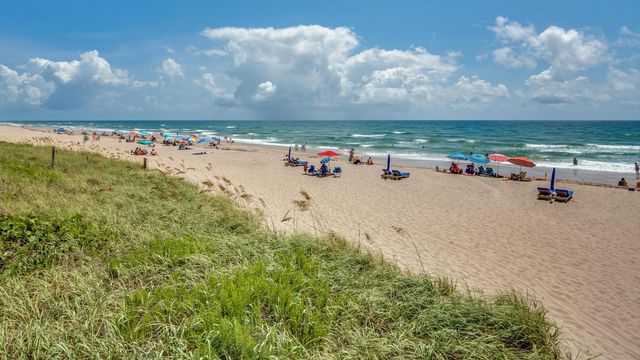 511 Lucerne Avenue 607, Lake Worth Beach, FL 33460