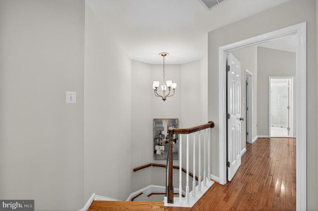 2143 WOLFTRAP CT, Vienna, VA 22182