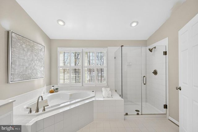 2143 WOLFTRAP CT, Vienna, VA 22182