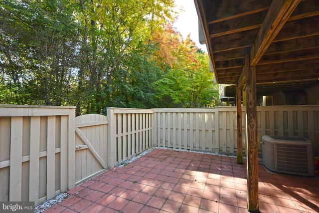 2143 WOLFTRAP CT, Vienna, VA 22182