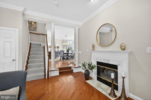 2143 WOLFTRAP CT, Vienna, VA 22182