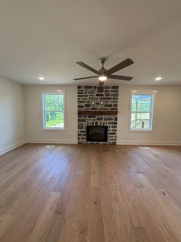 1588 Collins View Way, Clarksville, TN 37043