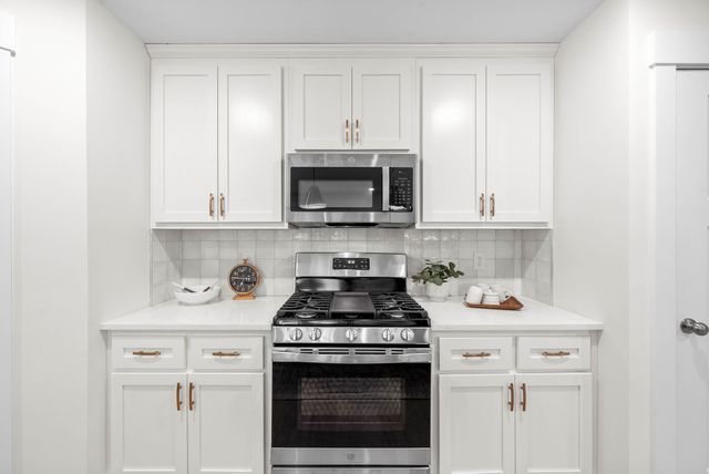 1588 Collins View Way, Clarksville, TN 37043
