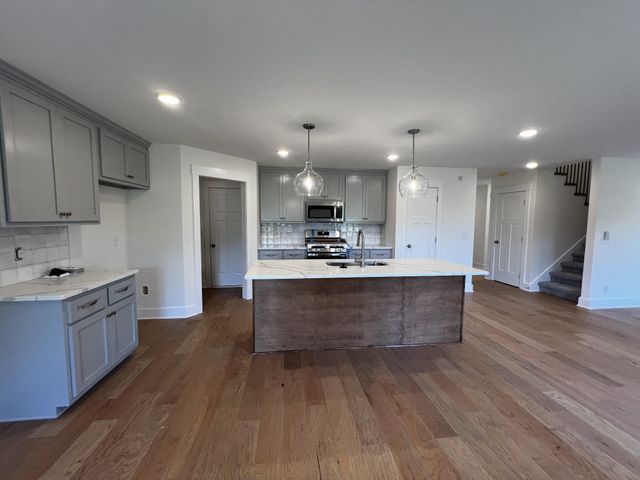 1588 Collins View Way, Clarksville, TN 37043