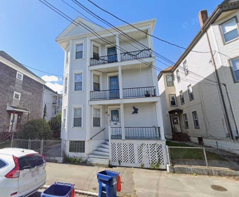 67 Roosevelt, New Bedford, MA 02744