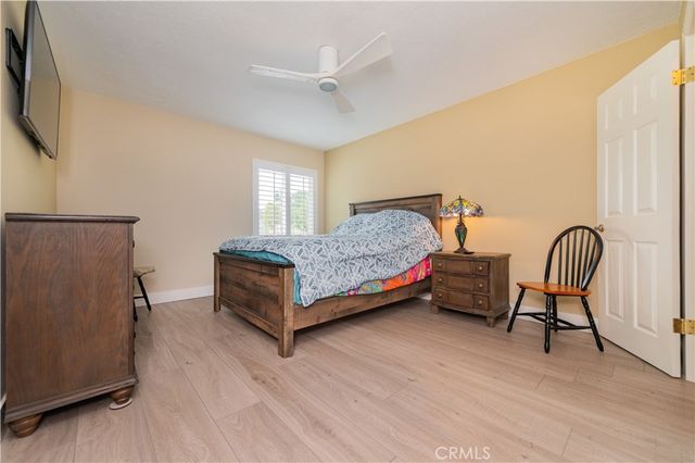 1000 W Macarthur Boulevard 13, Santa Ana, CA 92707