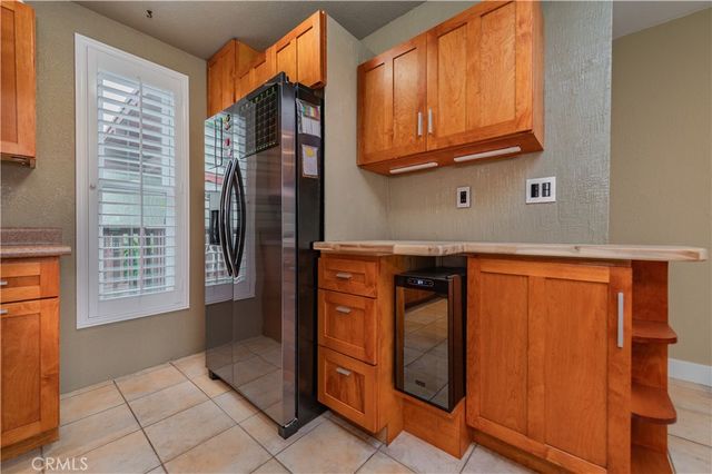 1000 W Macarthur Boulevard 13, Santa Ana, CA 92707