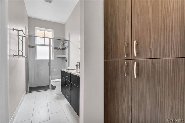 429 E Ferry Street 9, Detroit, MI 48202