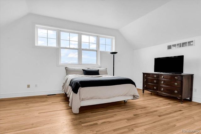 429 E Ferry Street 9, Detroit, MI 48202