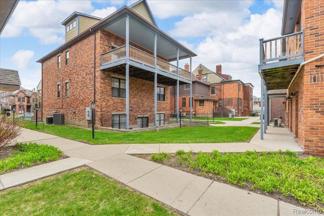 429 E Ferry Street 9, Detroit, MI 48202