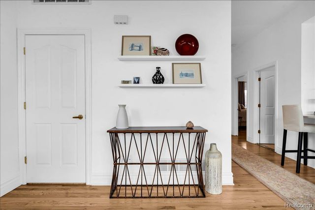 429 E Ferry Street 9, Detroit, MI 48202