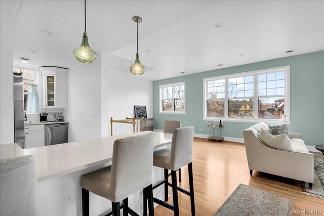 429 E Ferry Street 9, Detroit, MI 48202