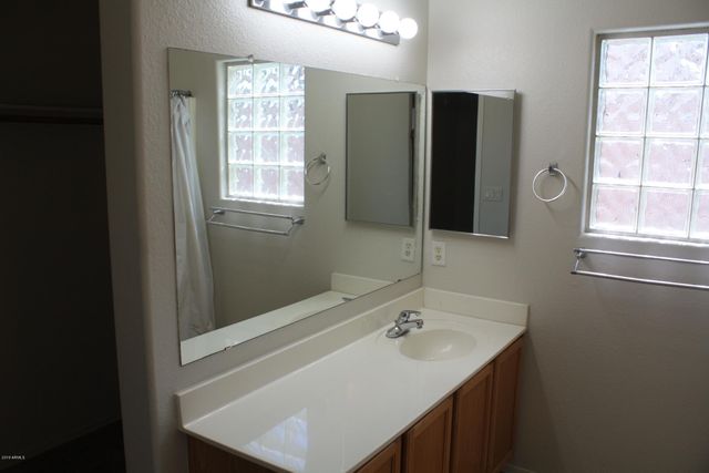 12558 W INDIANOLA Avenue, Avondale, AZ 85392