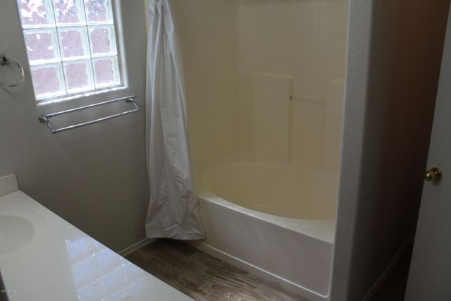 12558 W INDIANOLA Avenue, Avondale, AZ 85392