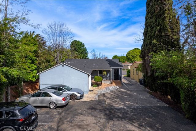 1342 E Chapman, Orange, CA 92866