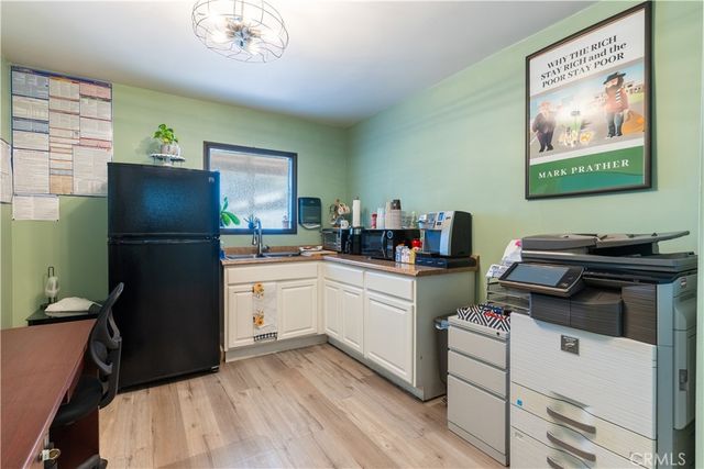 1342 E Chapman, Orange, CA 92866