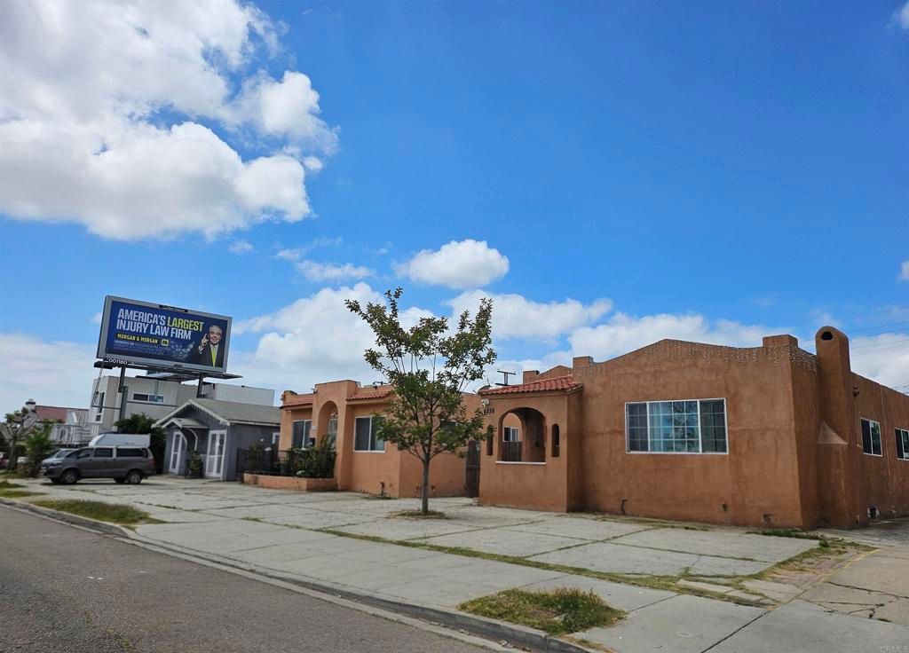 22 40Th Street, San Diego, CA 92105