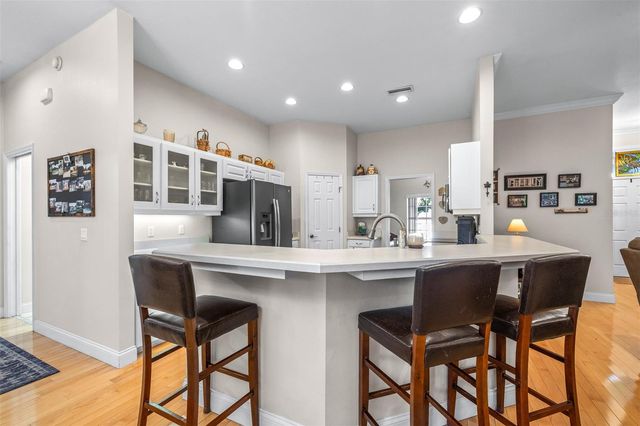 1016 S LAKE MARIAM DRIVE, Winter Haven, FL 33884