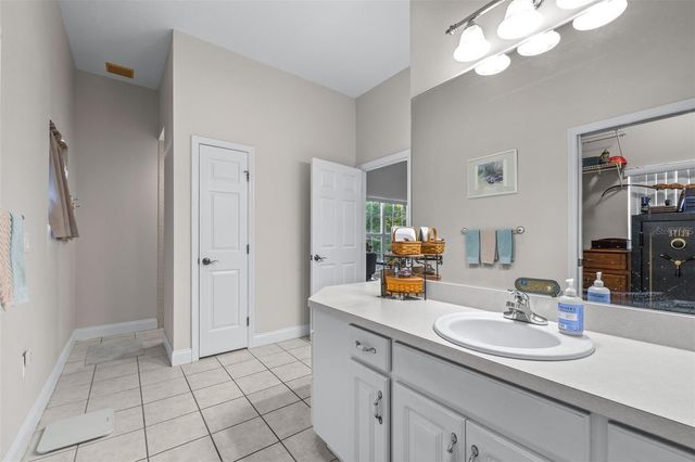 1016 S LAKE MARIAM DRIVE, Winter Haven, FL 33884