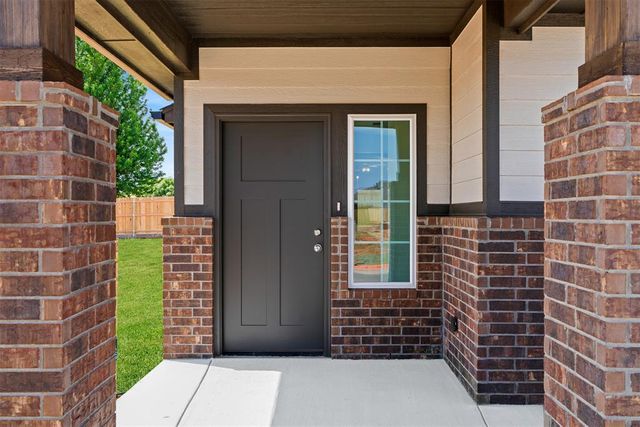 13228 SW 8th Street, Yukon, OK 73099