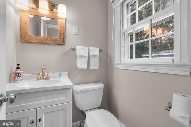 100 GRACE ST, Saint Michaels, MD 21663