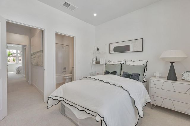 2775 Oak Road, Walnut Creek, CA 94597