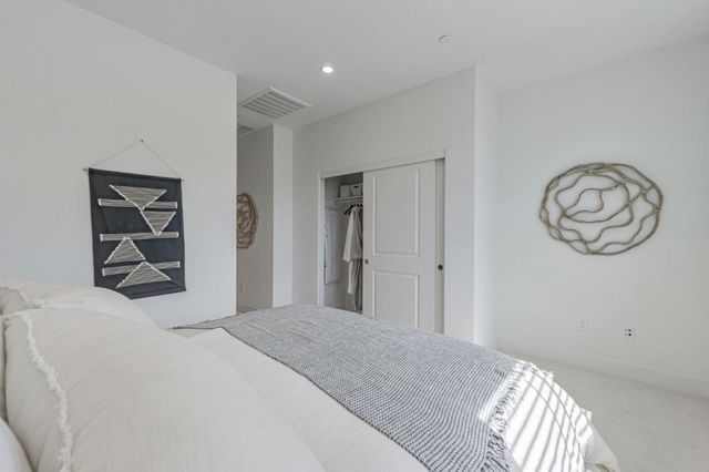 2775 Oak Road, Walnut Creek, CA 94597